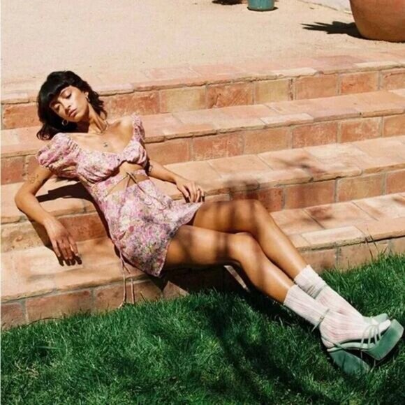 PRINCESS POLLY Nikita Puff Sleeve Floral Mini Dress Sz 8 - Picture 2 of 8